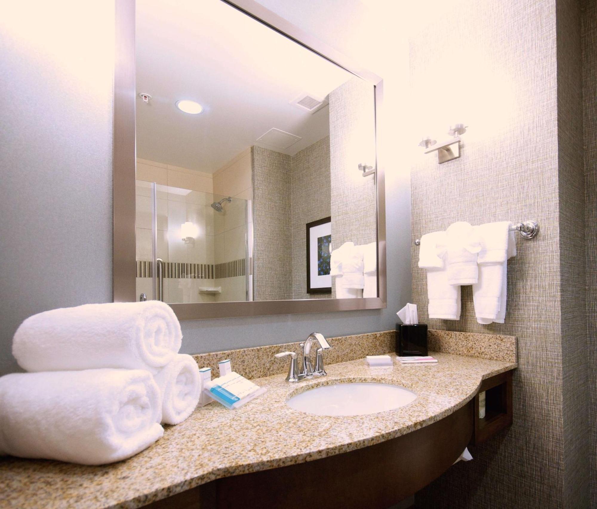 Hilton Garden Inn Hickory Kültér fotó