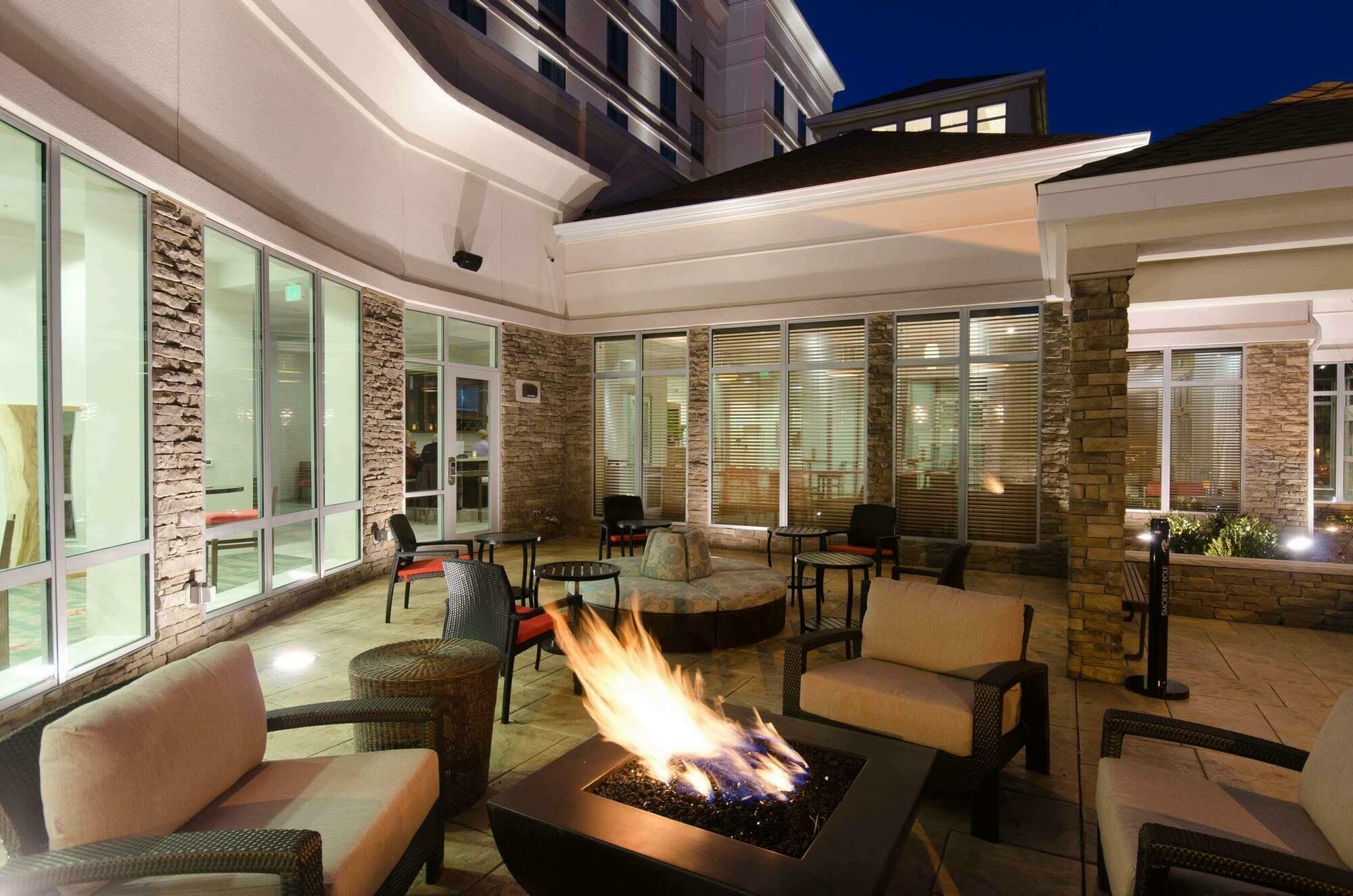 Hilton Garden Inn Hickory Kültér fotó